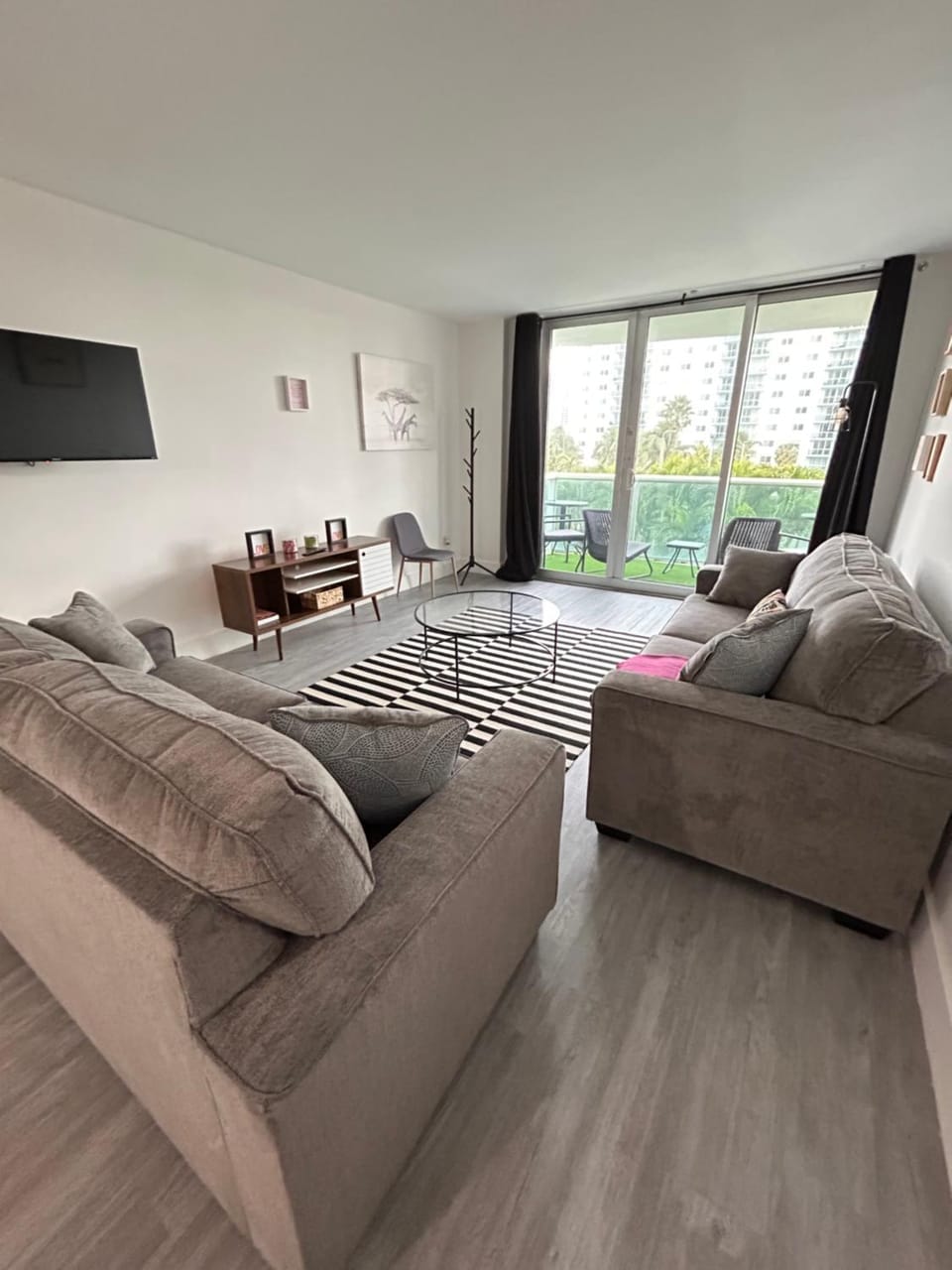 TV and multimedia, Living room