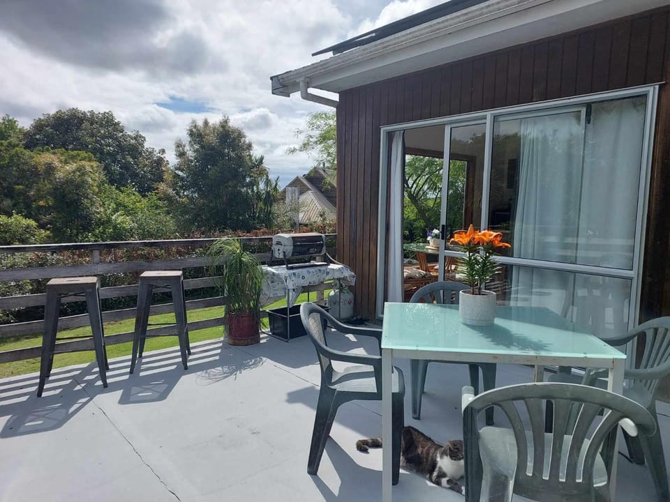 Patio, BBQ facilities, Balcony/Terrace, Garden view