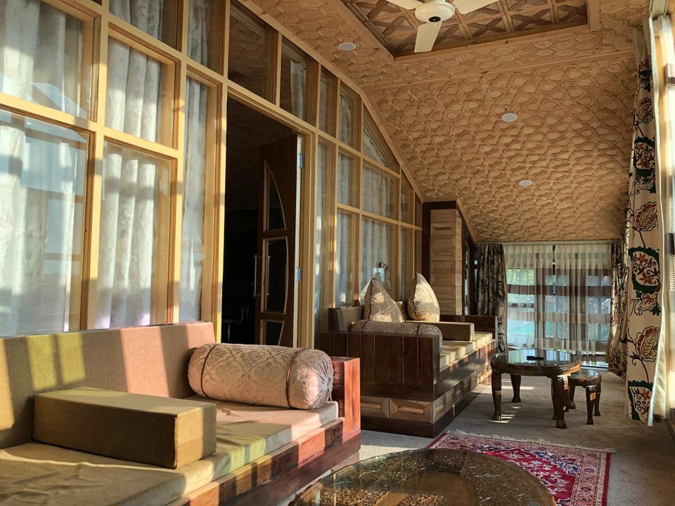 Seating area