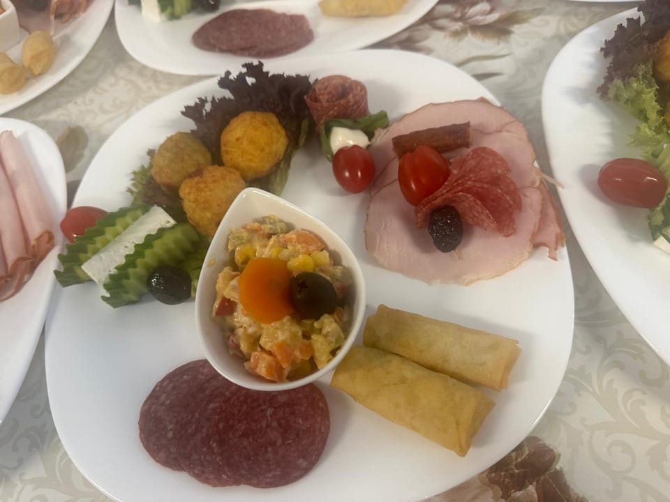 Pensiunea Cascada Putnei Bed and Breakfast in Romania