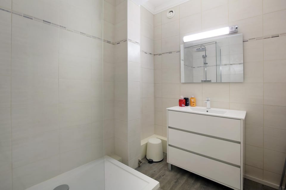 Le jaune Place Saint Georges 100m Parking Terrasse Apartment in Toulouse