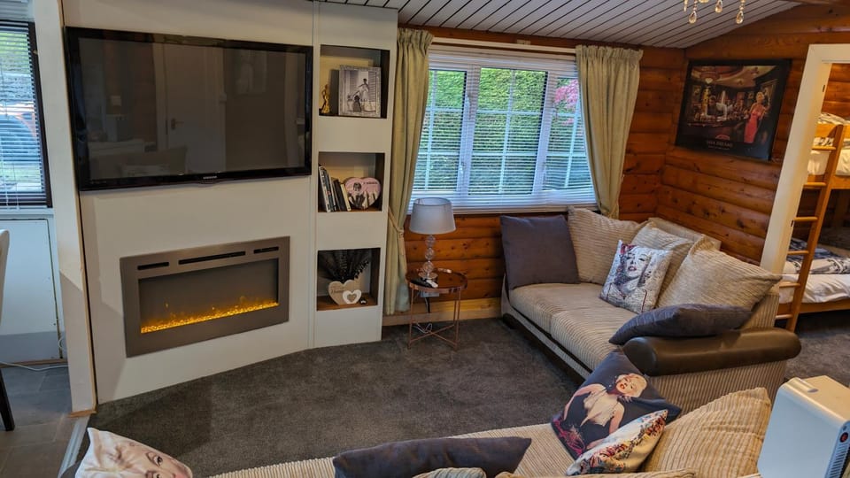 TV and multimedia, Living room