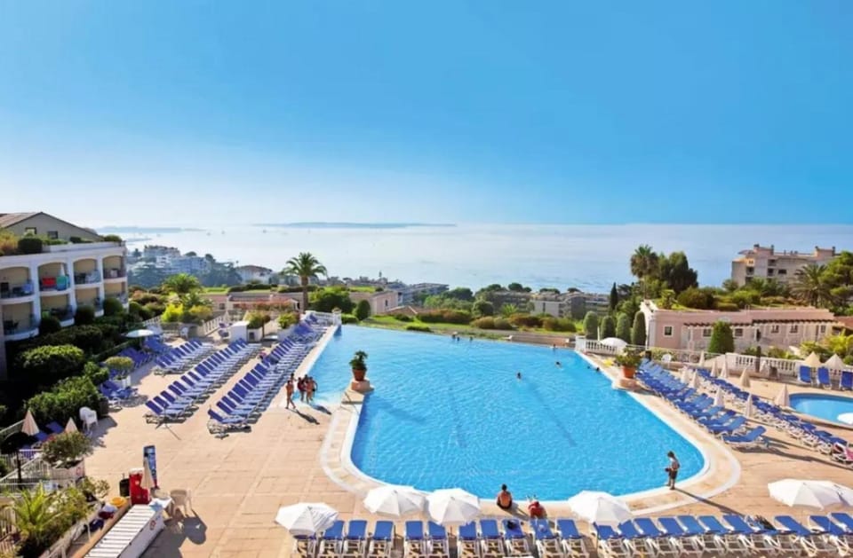 Natural landscape, Swimming pool
