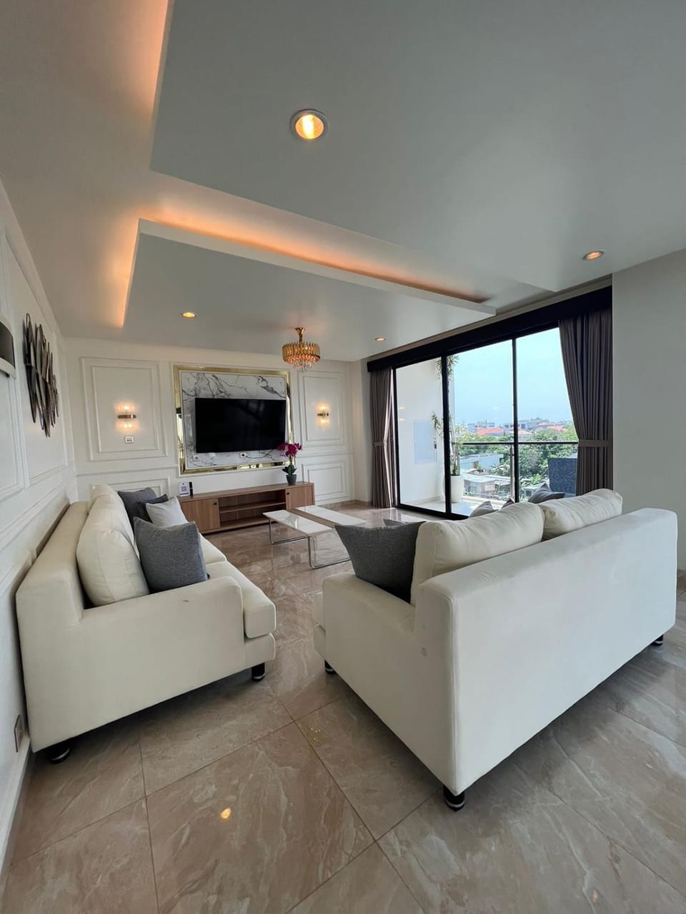 TV and multimedia, Living room, Seating area