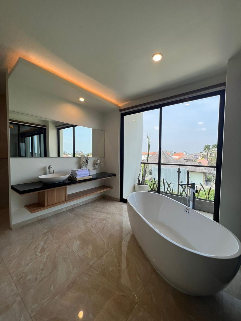 Natural landscape, Hot Tub, Bathroom, Bath