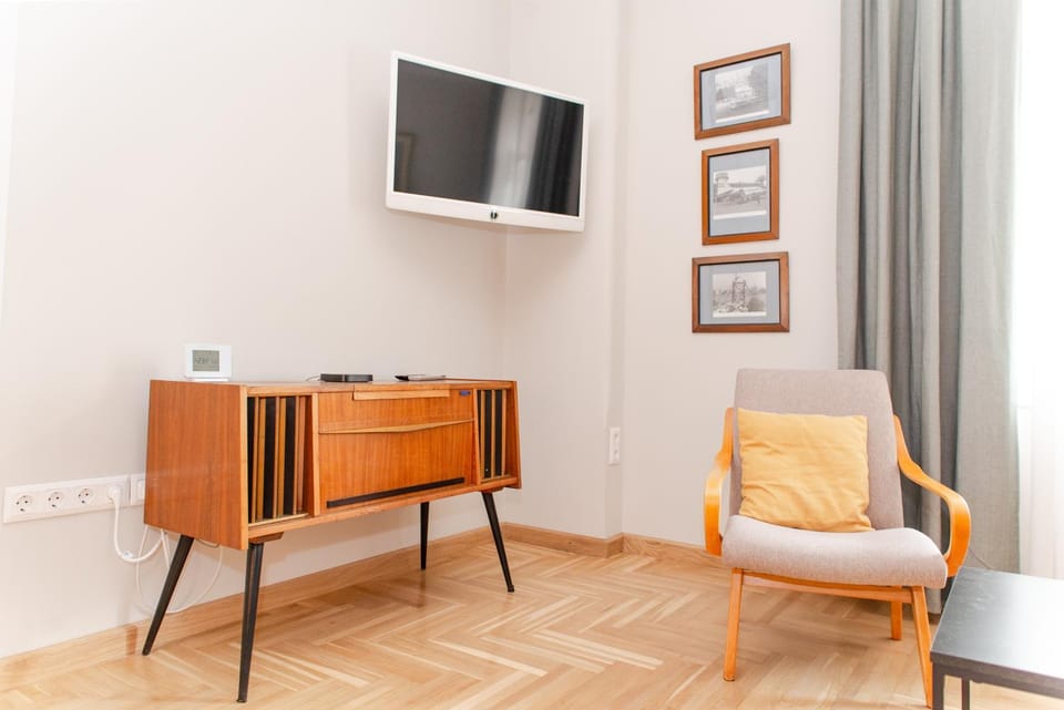 TV and multimedia, Living room