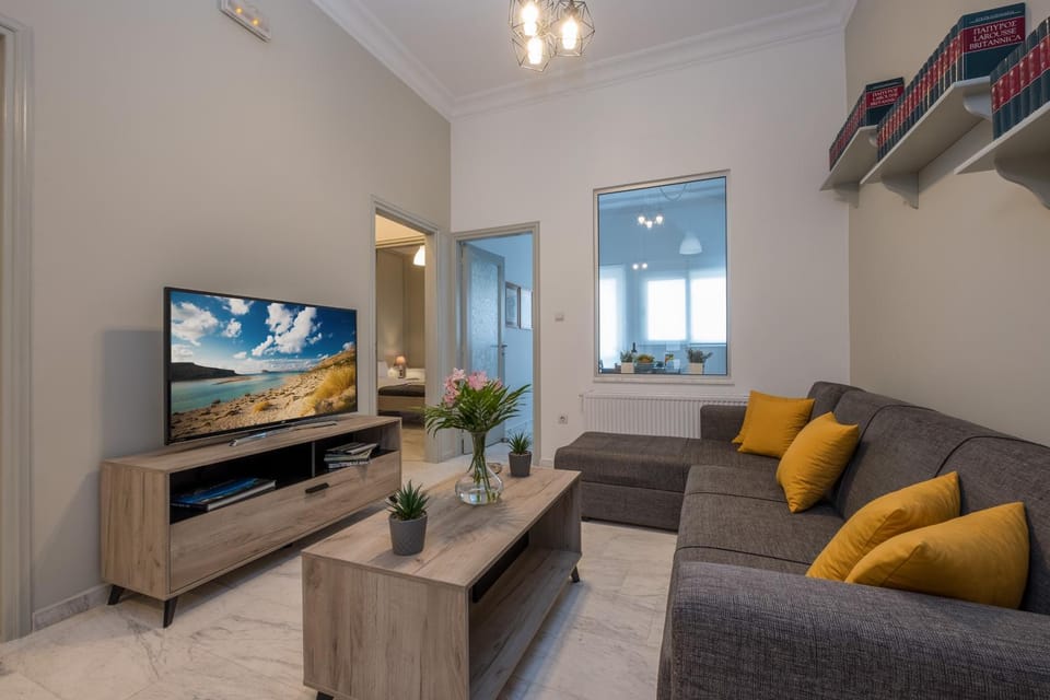 TV and multimedia, Seating area
