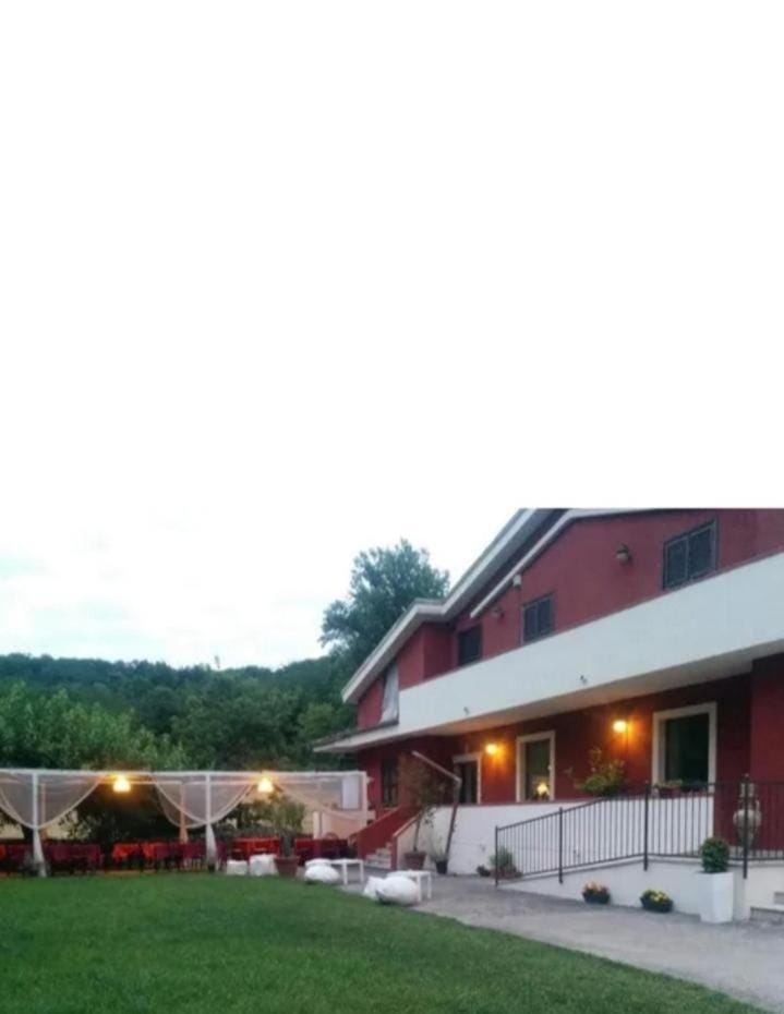Property building, Day, Garden, Garden view