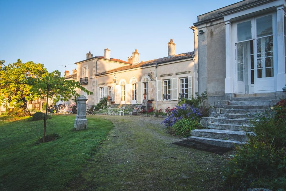 Property building, Patio, Garden