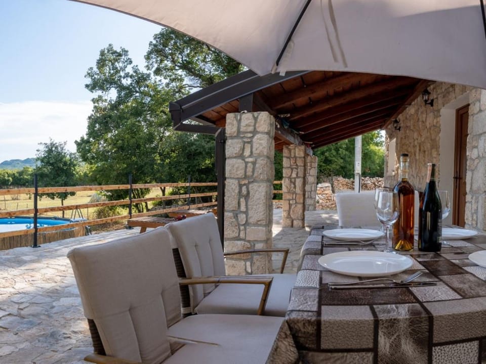 Seating area, Swimming pool