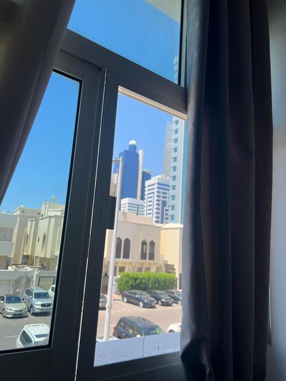 8 Luxury Studio House in Abu Dhabi