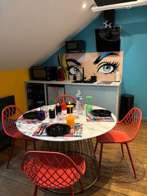 Game Over Apartment in Epernay