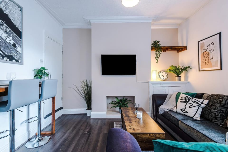 TV and multimedia, Living room, Dining area