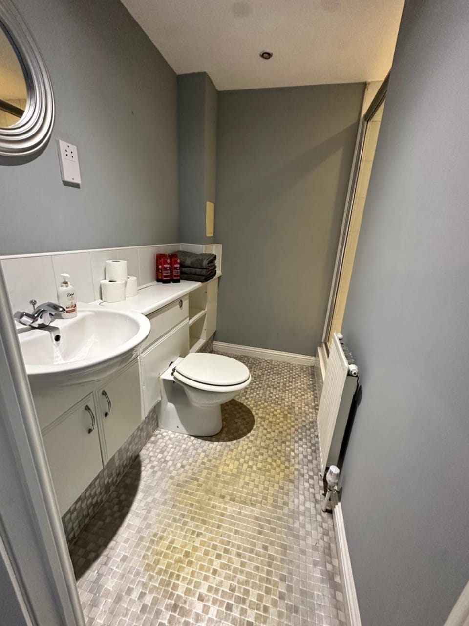 BNB Bed N Breakfast Apartment in Edinburgh