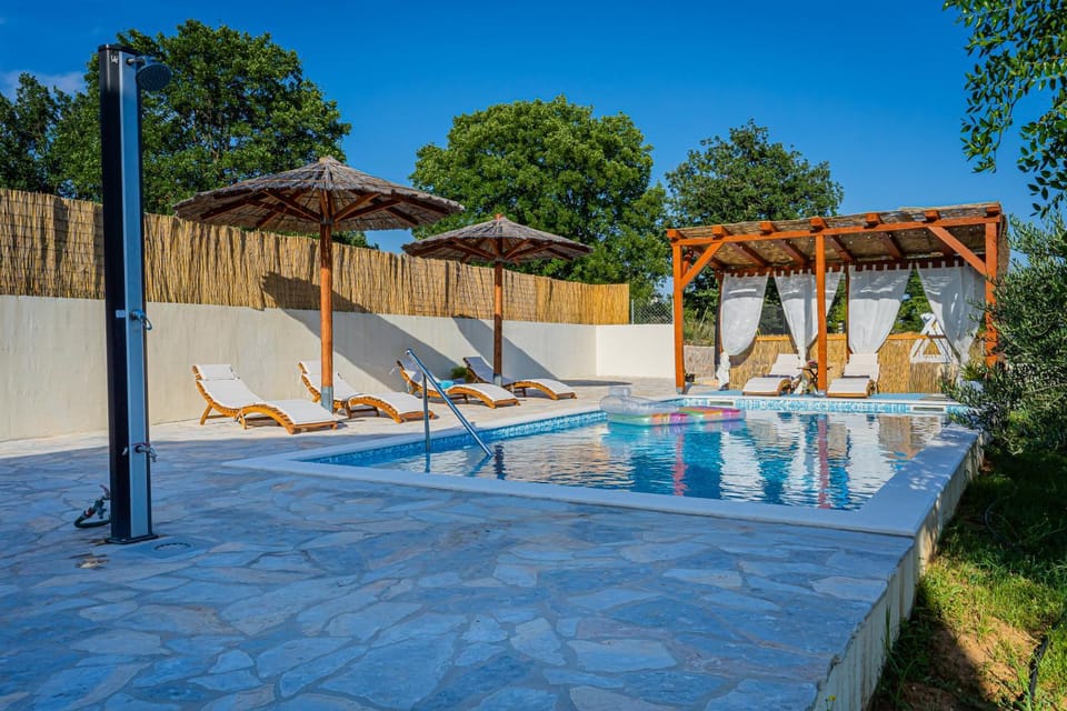 Kuća za odmor Cvitka Apartment in Zadar County