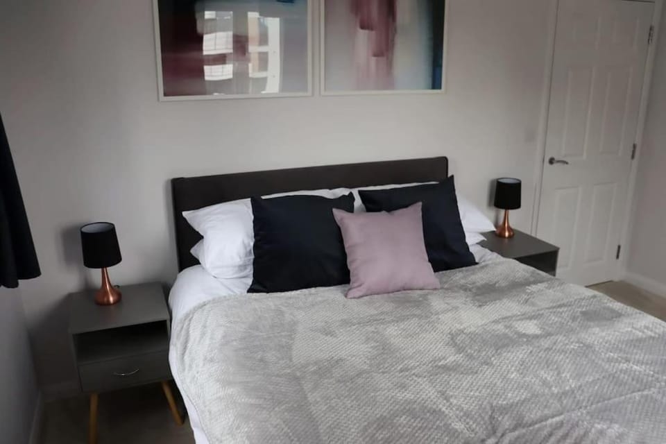Chapter House Apartment in Farnborough