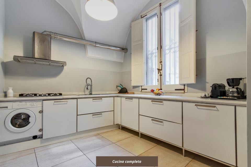 Coffee/tea facilities, Kitchen or kitchenette, washing machine, kitchen