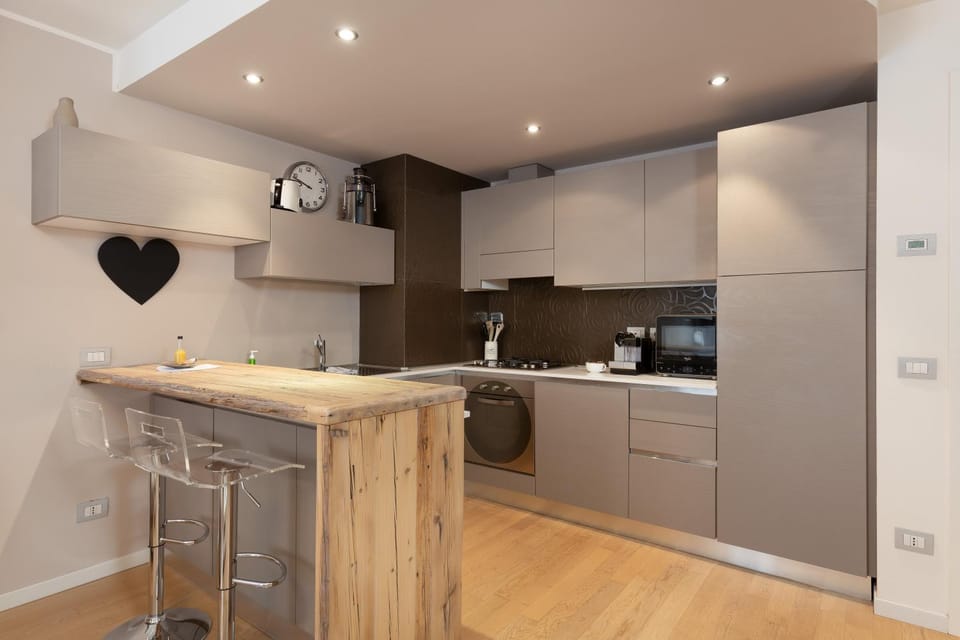 Coffee/tea facilities, Kitchen or kitchenette, dishwasher, minibar, pet friendly, stove, toaster