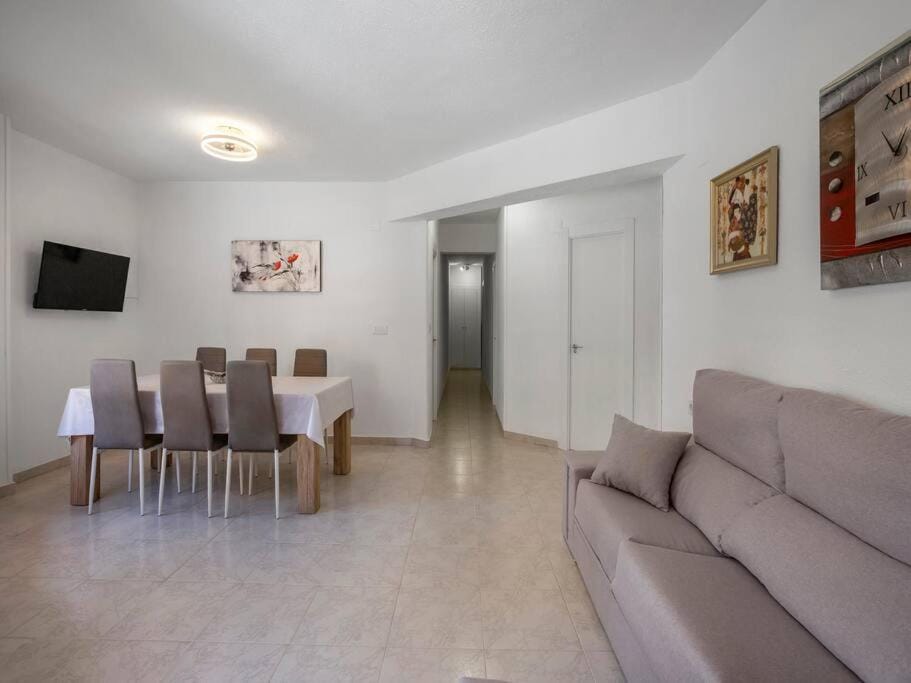 Central Alicante Urban Escape Apartment in Alicante