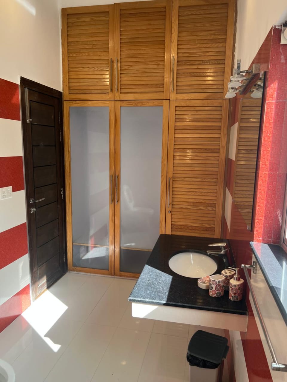 Exective Guest House Dha Phase 3 Lahore Bed and Breakfast in Lahore