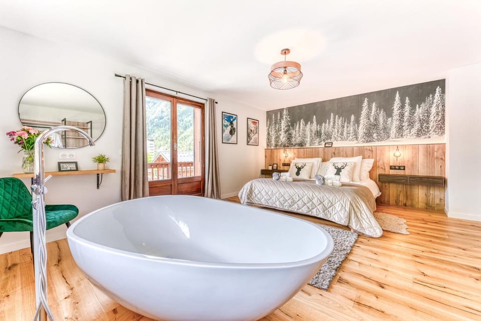 Sauna Bain Nordique Cinéma Vue Montange Chalet in Chamonix