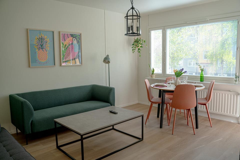 Living room, Dining area
