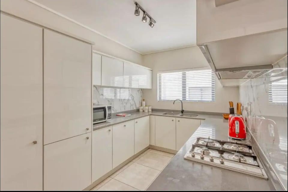 Polofields Home away from Home (fili) Apartment in Sandton