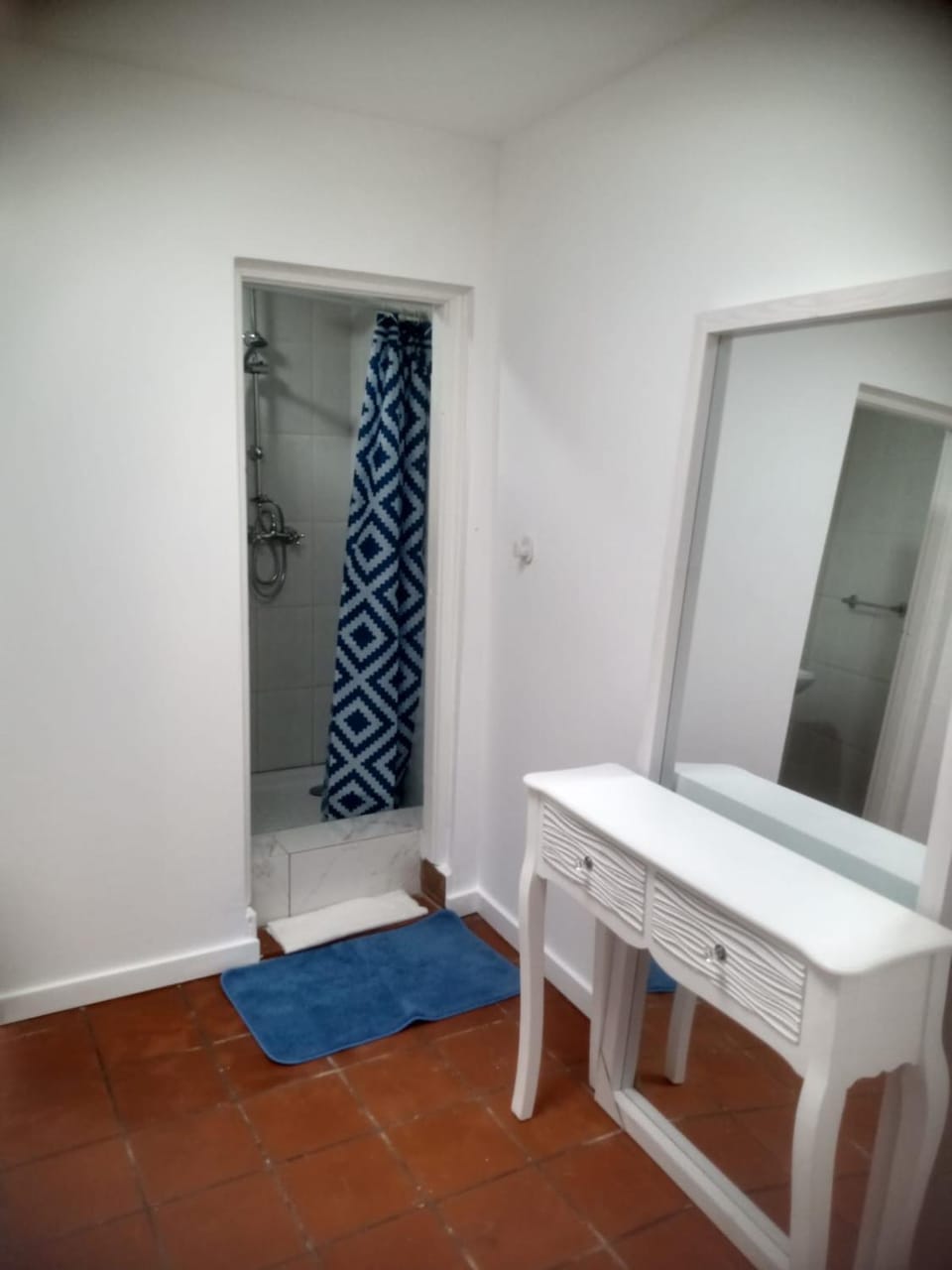 Shower, Bathroom
