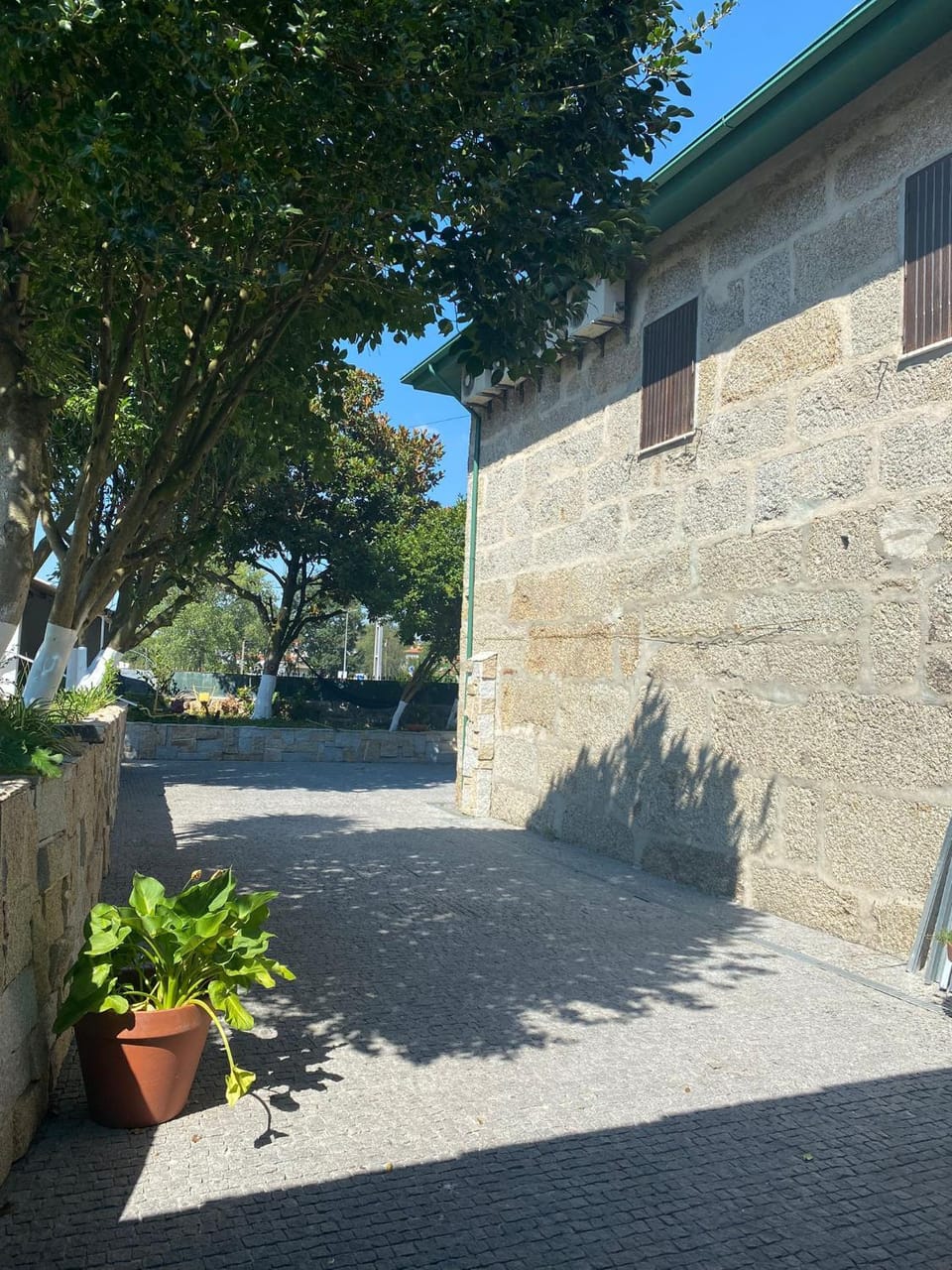 Property building, Day