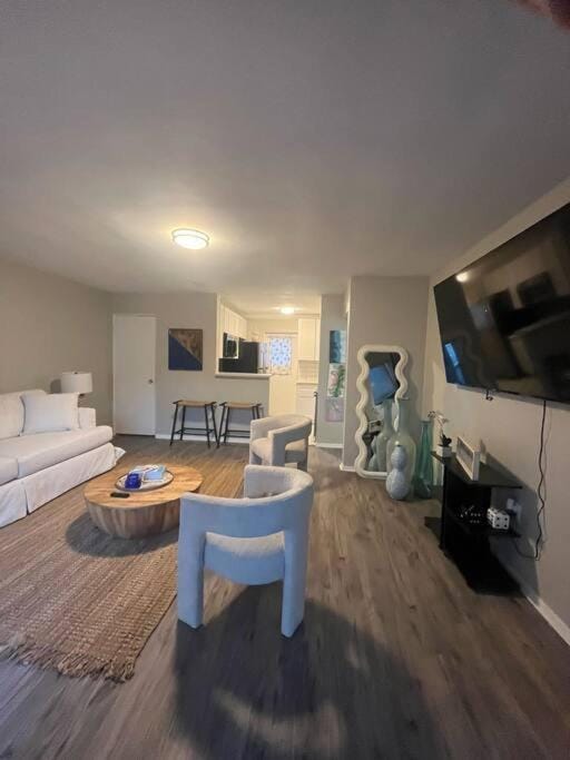 Communal lounge/ TV room