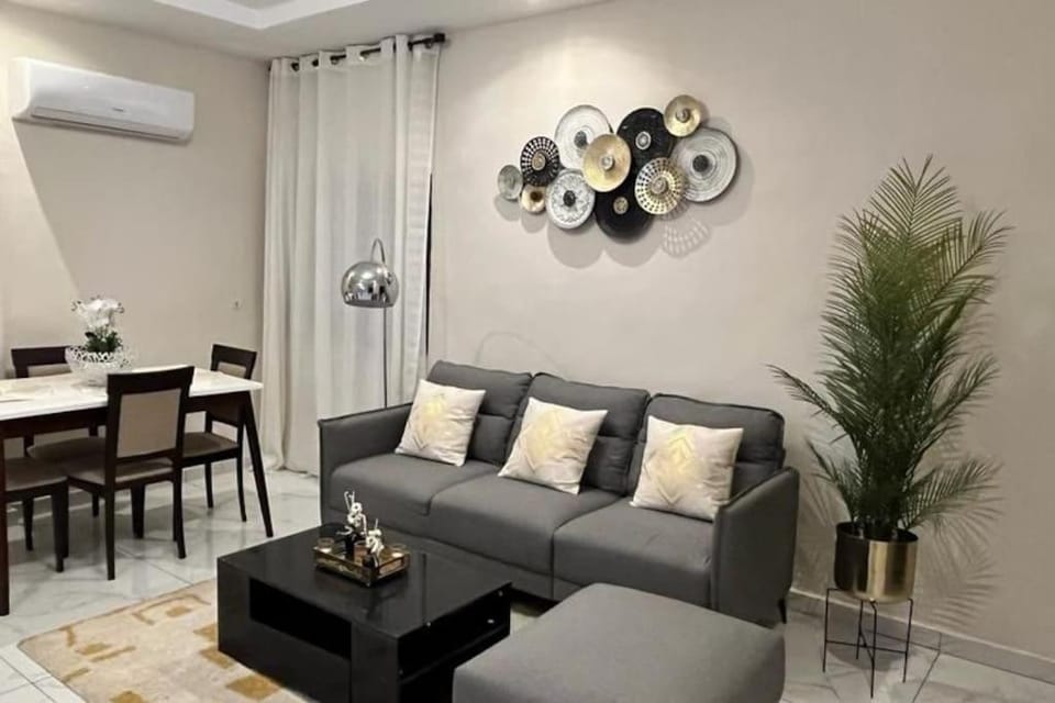 Living room, Seating area, Dining area, air conditioner