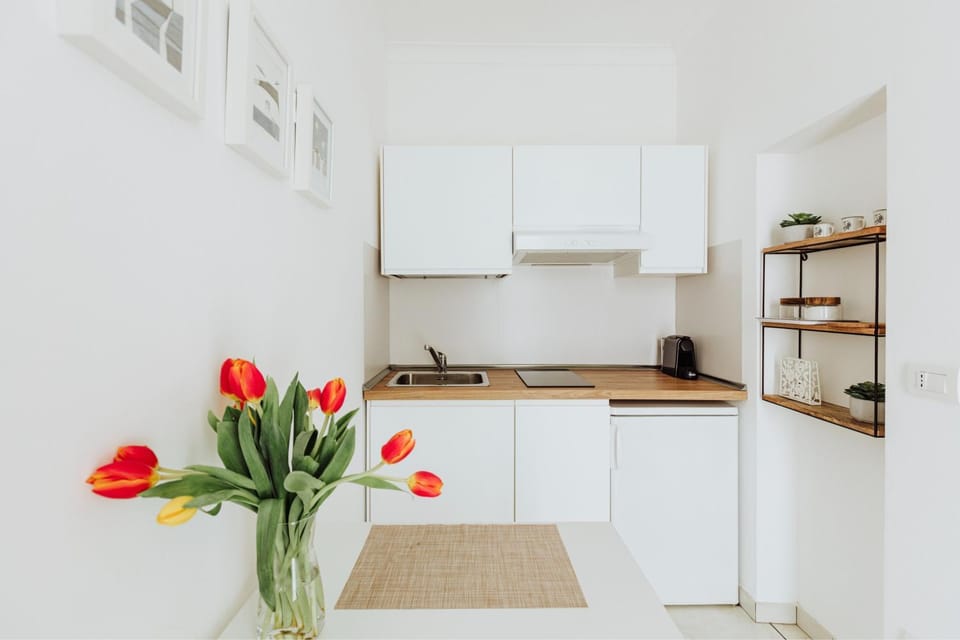 Kitchen or kitchenette, pet friendly, stove