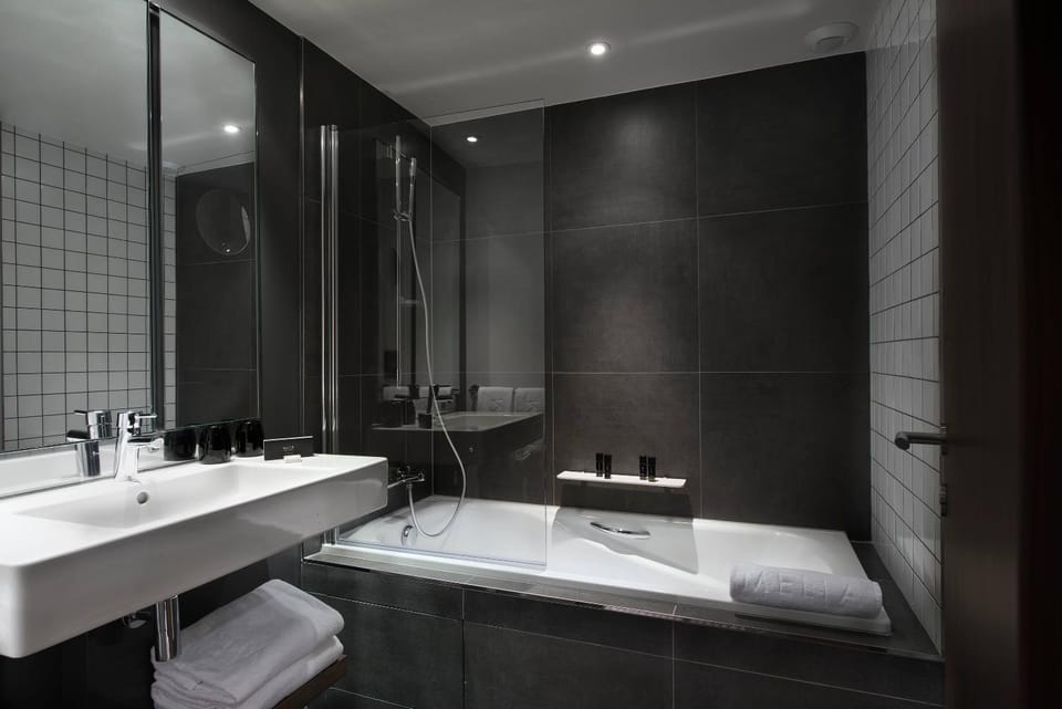 Shower, Bathroom, Bath