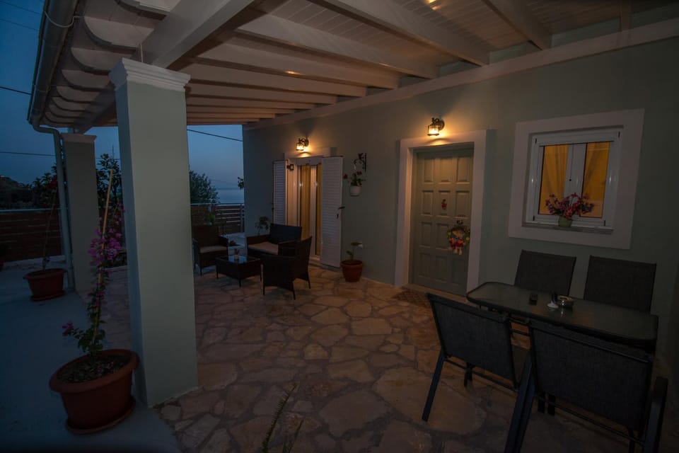 Patio, Night, Balcony/Terrace