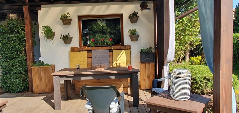 Patio, Day, Balcony/Terrace, Balcony/Terrace