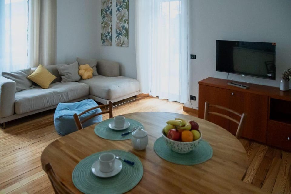 La Casa del Sole Apartment in Arona