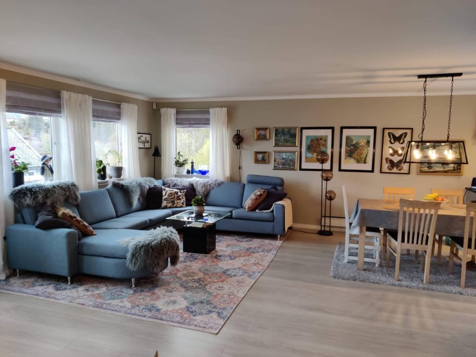 Nearby Bergen, Midtunlia 27d House in Bergen