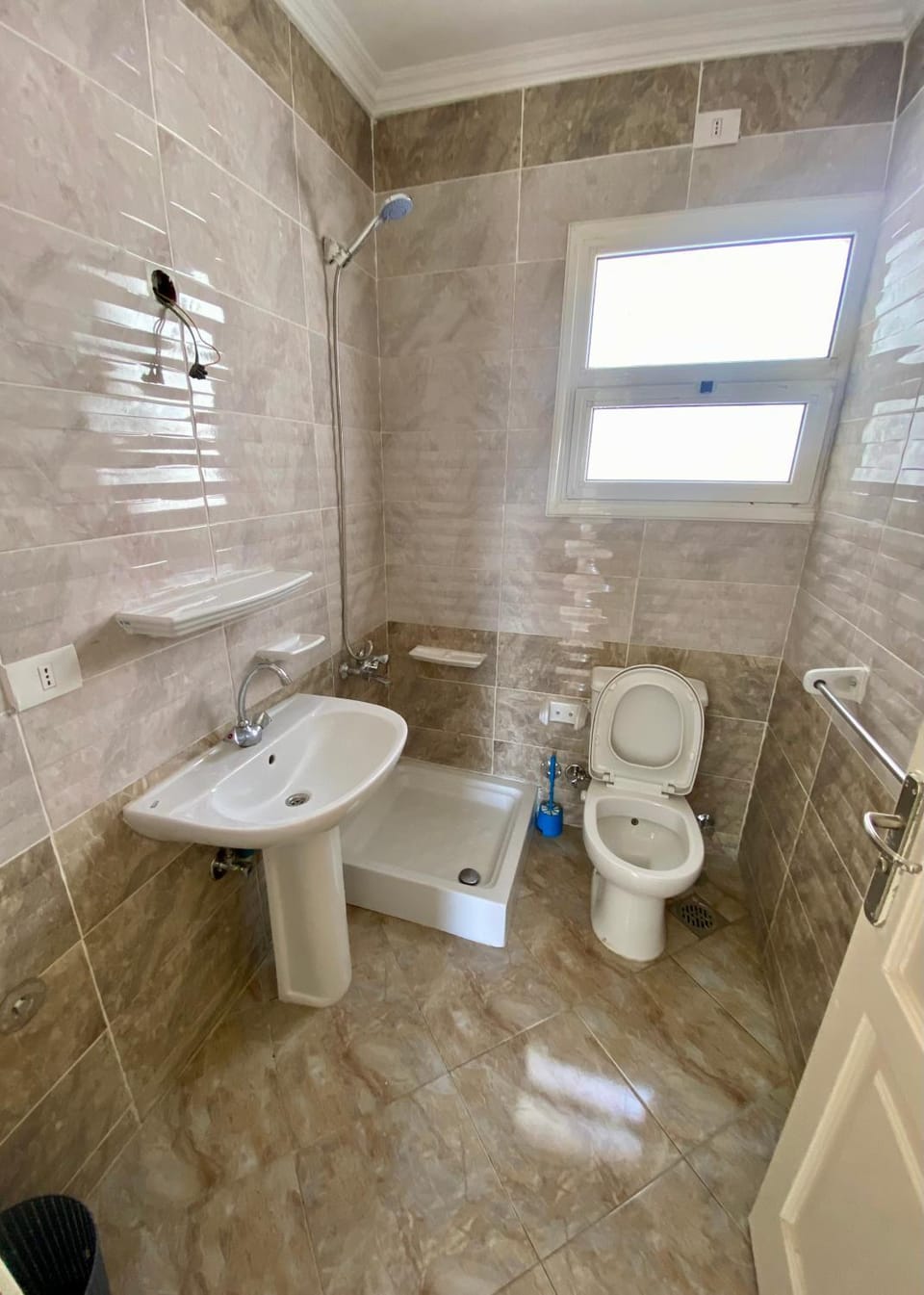Shower, Toilet, Bathroom, bidet