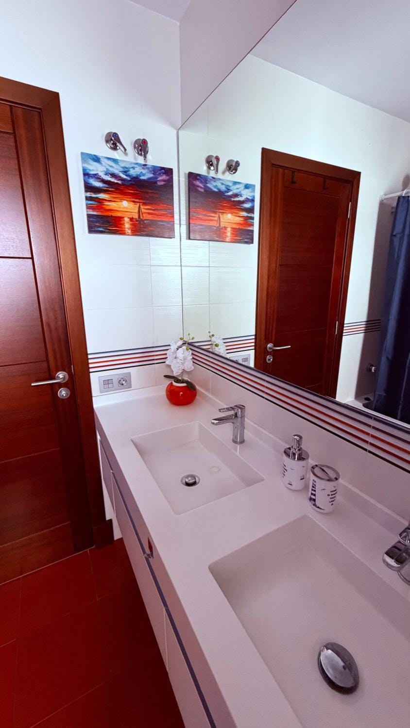 Bathroom, Bath