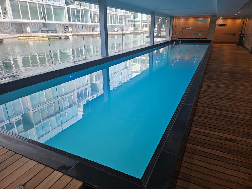 Pool view, Swimming pool
