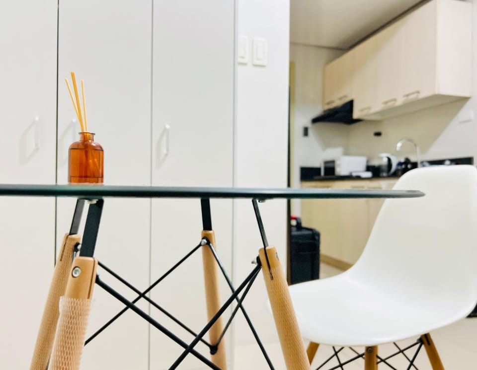 Playfull Living Stays Apartment in Marikina