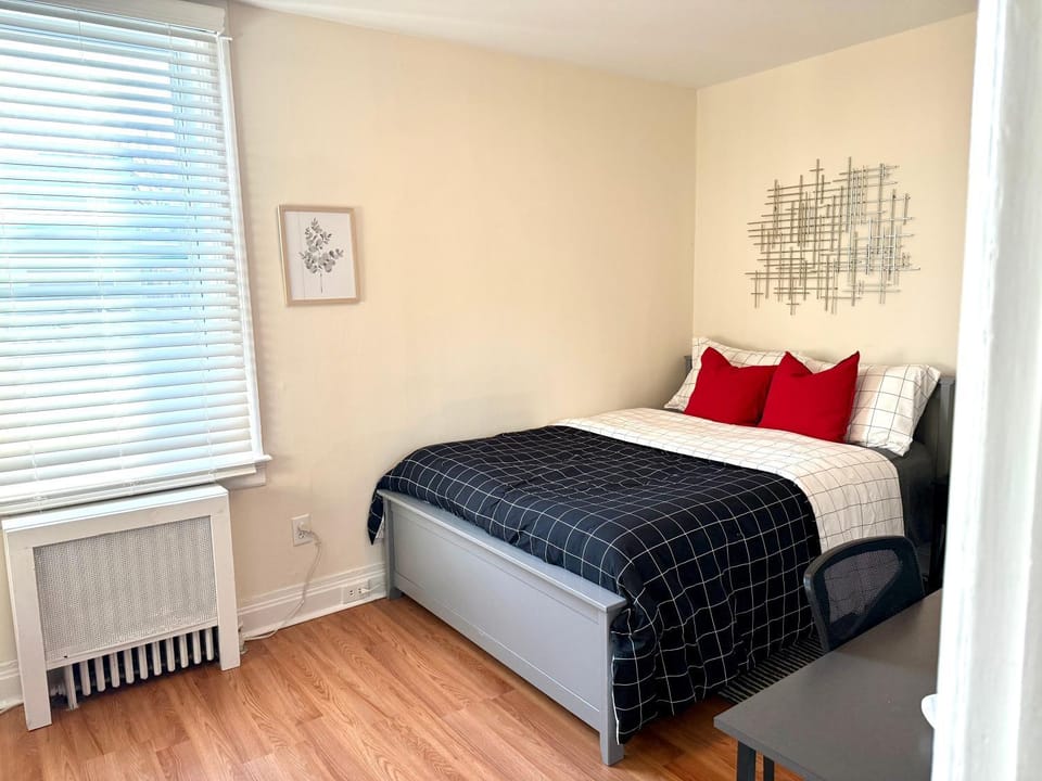 Bed, Bedroom, internet