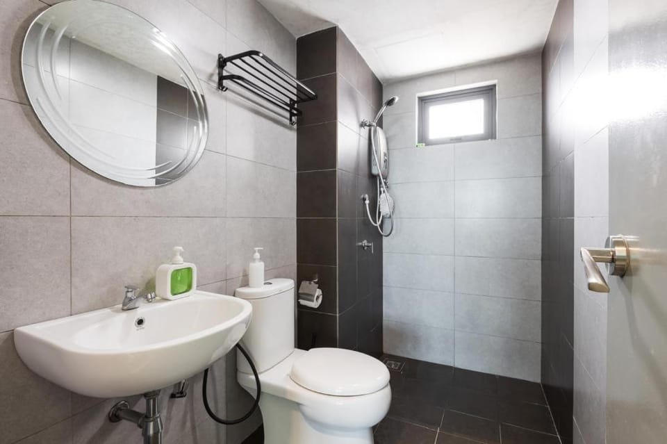 Meritus Suites - 8pax Apartment in Penang