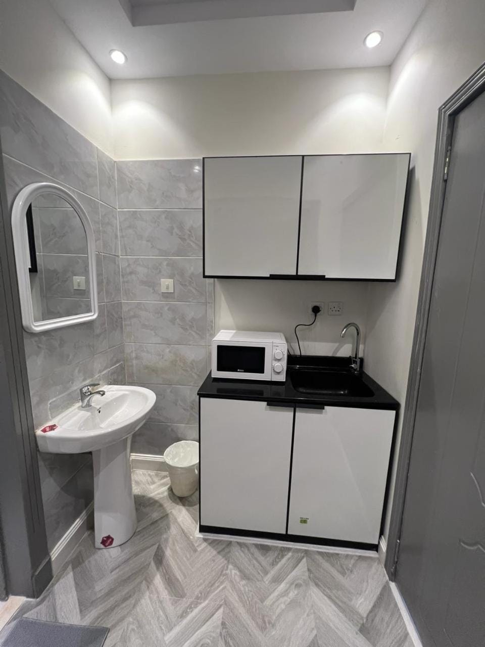 شقة استديو انيق وهادئ بدخول ذكي في حي القيروان Apartment in Riyadh