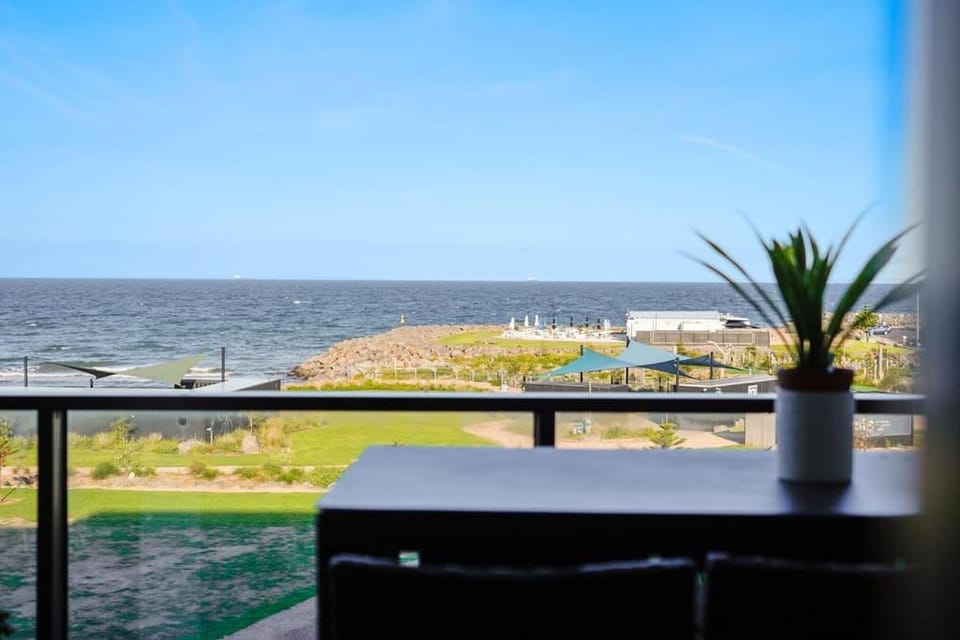 Wyndham Harbour Luxury Bayside Haven with parking Apartment in Werribee South