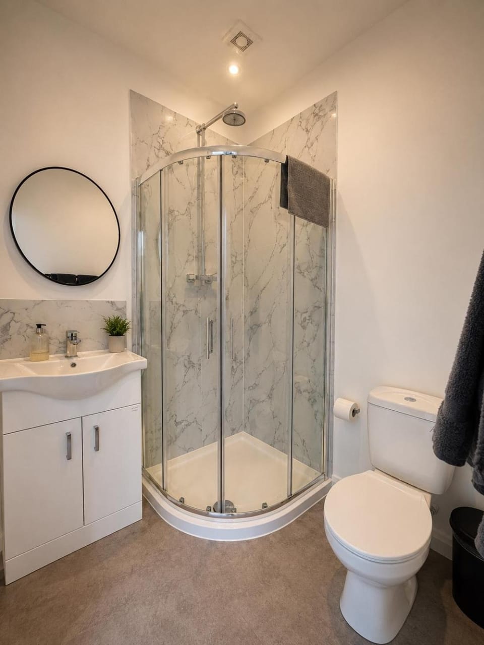 Deerpark semi sleeps 8 with sofa bed & optional extra outdoor sauna Apartment in Co. Tipperary, Ireland
