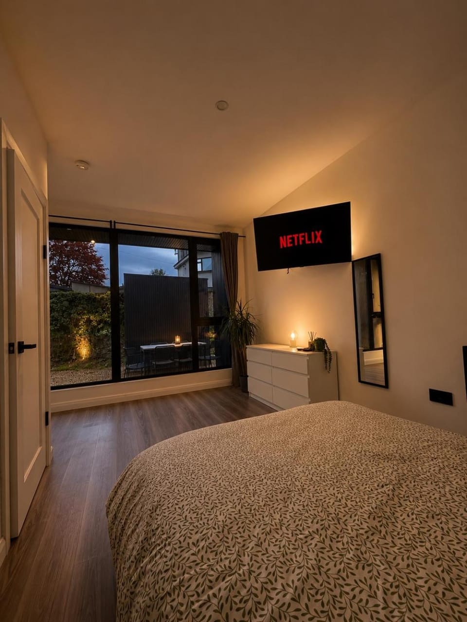 Deerpark semi sleeps 8 with sofa bed & optional extra outdoor sauna Apartment in Co. Tipperary, Ireland