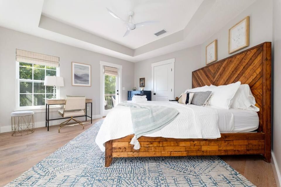 Bed, Bedroom, fireplace