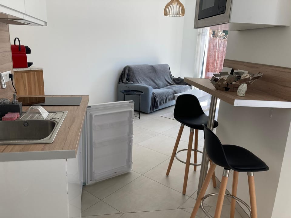 Studio à louer style loft Apartment in Île-de-France