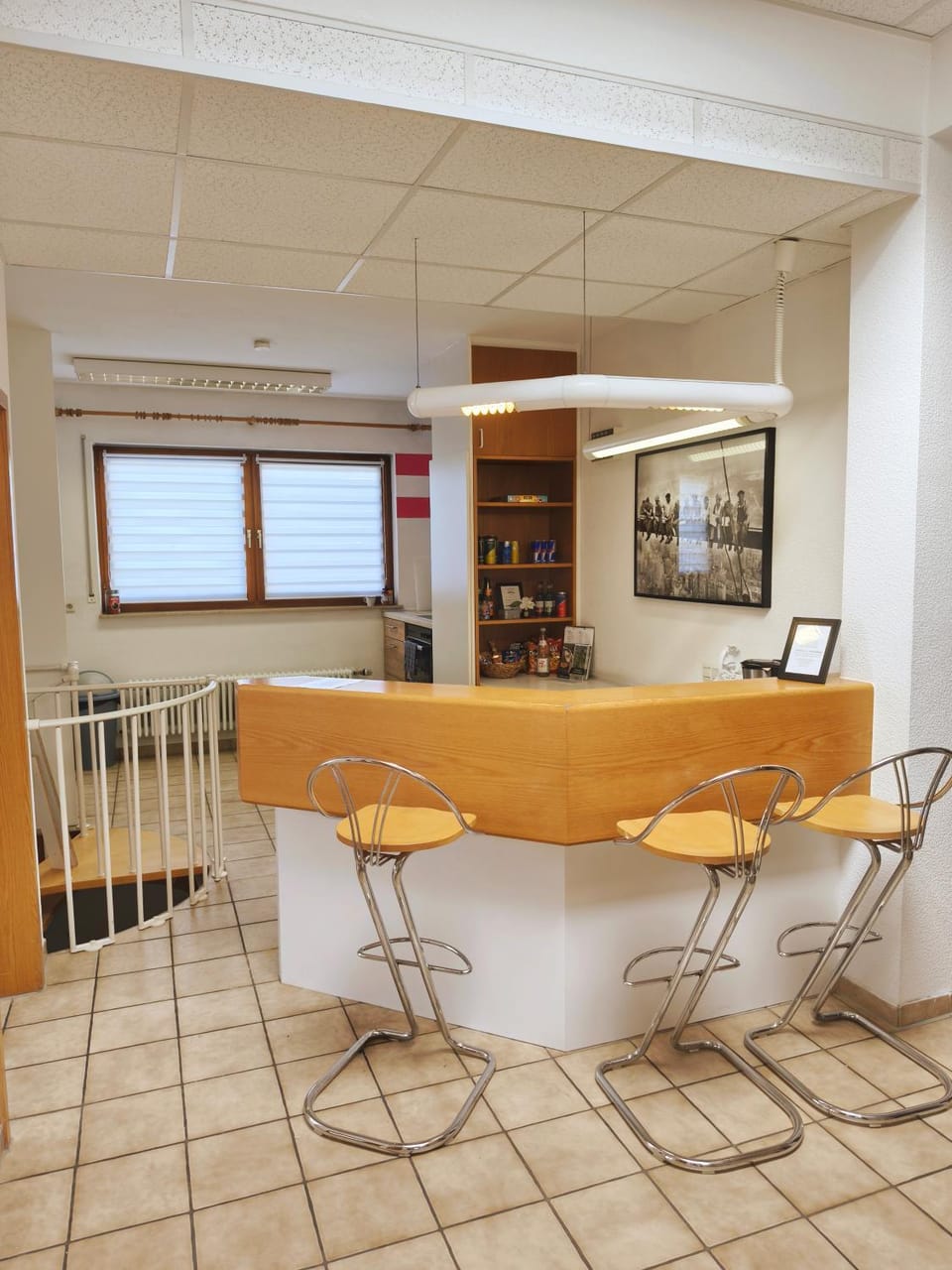 Seating area, Dining area